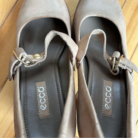 Ecco tan leather mary jane pump, size 39 - Picture 4 of 12